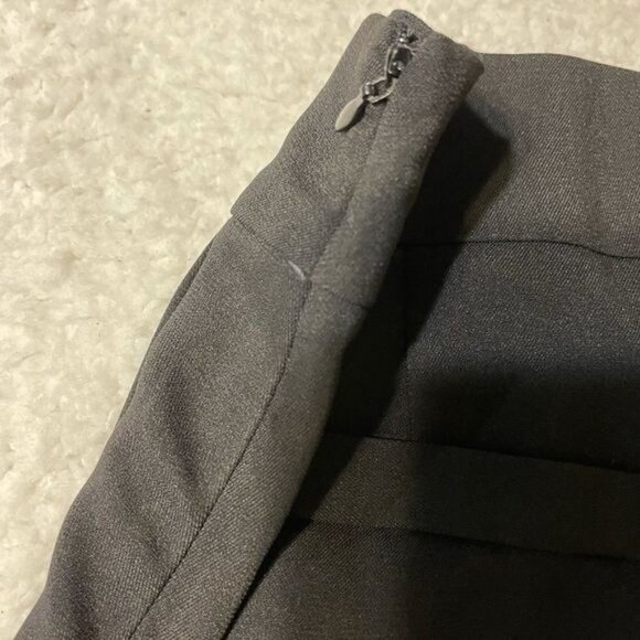 NEW Line & Dot Black Box Pleated Trouser Shorts - Picture 8 of 9